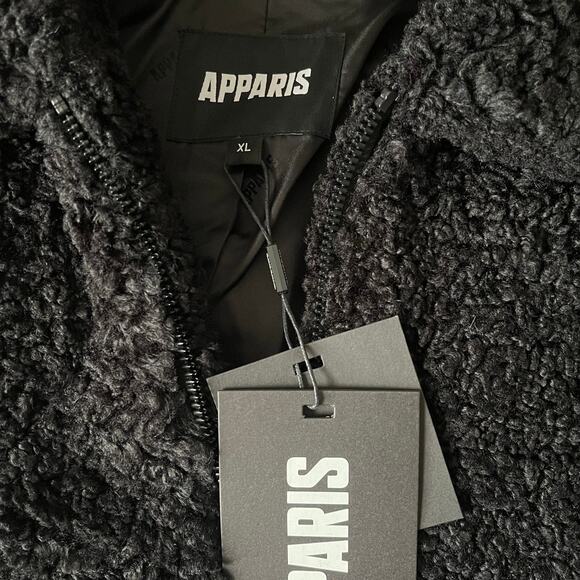 New Apparis Tara Faux Shearling Coat in Noir Women's Size XL - Picture 6 of 10